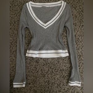 [SOLD] Chic Womens V-neck Long Sleeve
